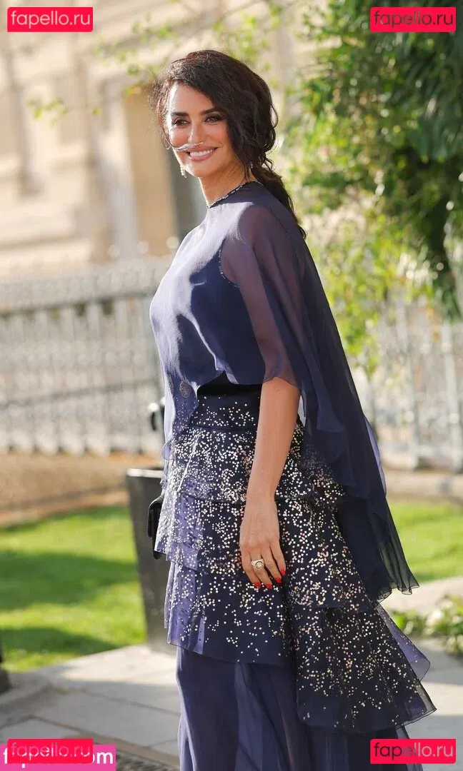 Penélope Cruz Onlyfans Photo Gallery 