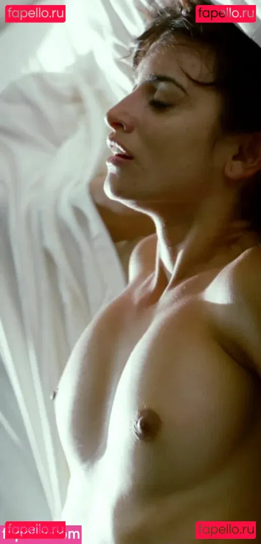 Penélope Cruz Onlyfans Photo Gallery 