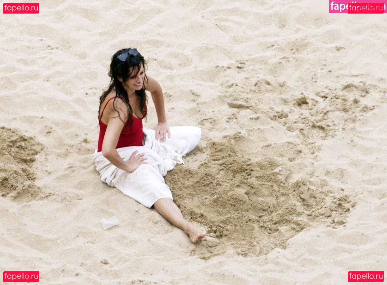 Penélope Cruz Onlyfans Photo Gallery 