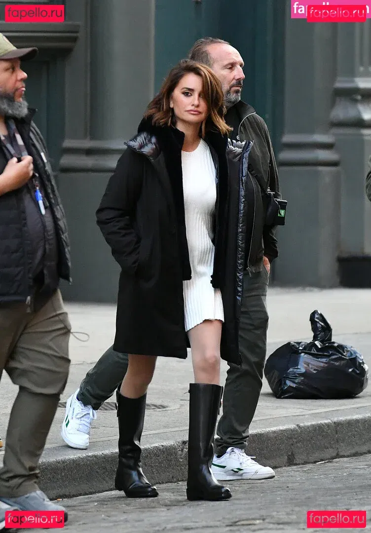 Penélope Cruz Onlyfans Photo Gallery 