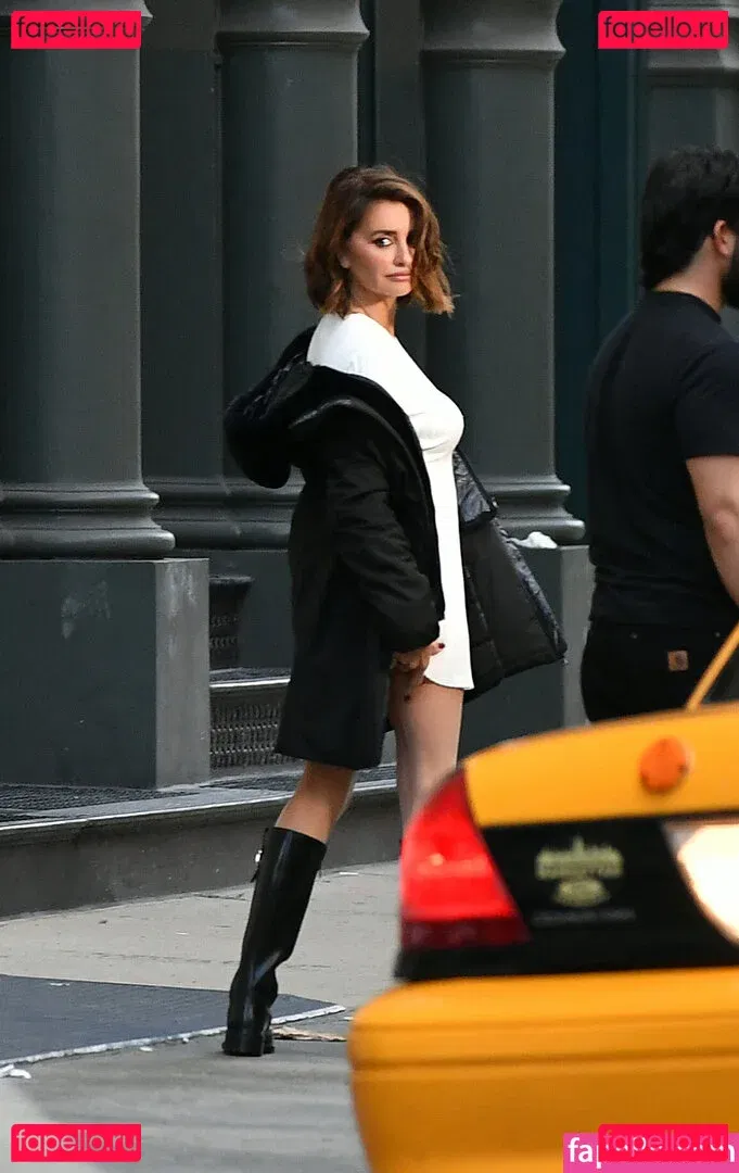 Penélope Cruz Onlyfans Photo Gallery 