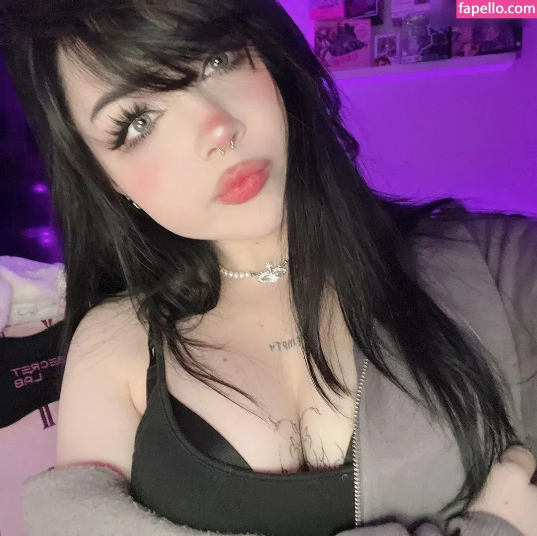 Laurinchhhe Onlyfans Photo Gallery 