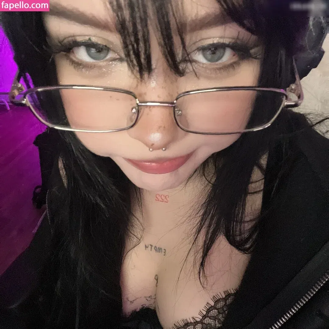 Laurinchhhe Onlyfans Photo Gallery 