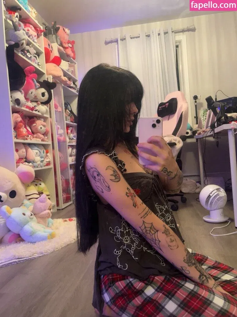 Laurinchhhe Onlyfans Photo Gallery 