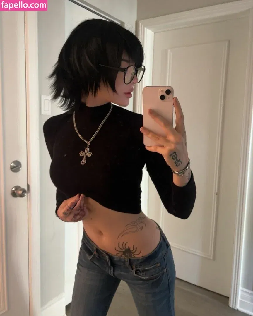 Laurinchhhe Onlyfans Photo Gallery 