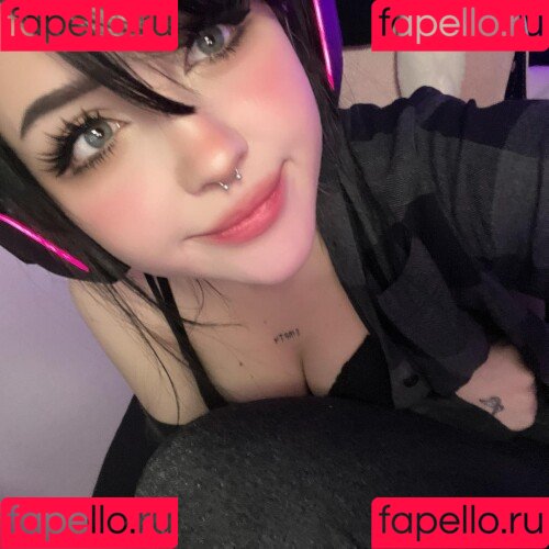 Laurinchhhe Onlyfans Photo Gallery 