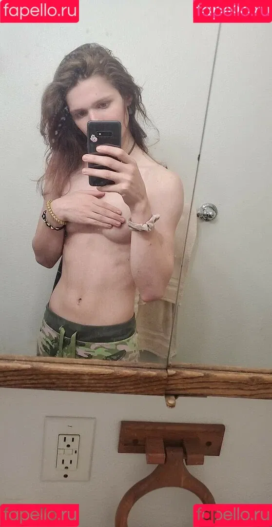 RainieBun Onlyfans Photo Gallery 