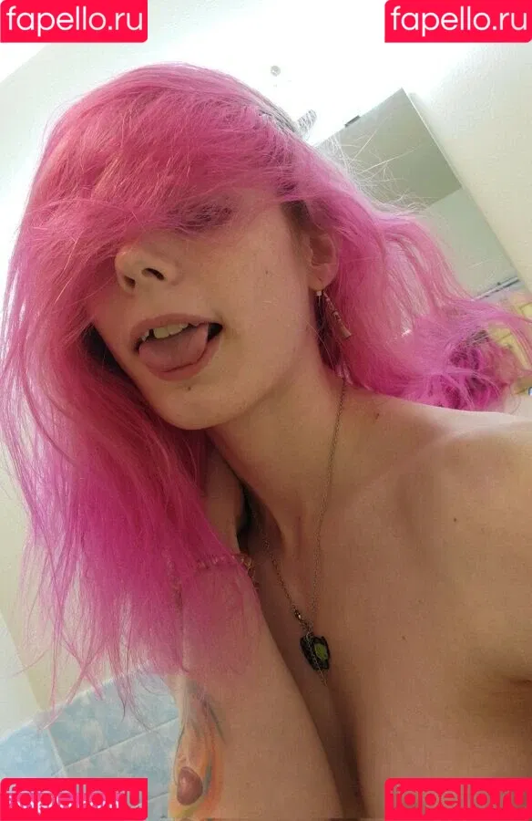 RainieBun Onlyfans Photo Gallery 
