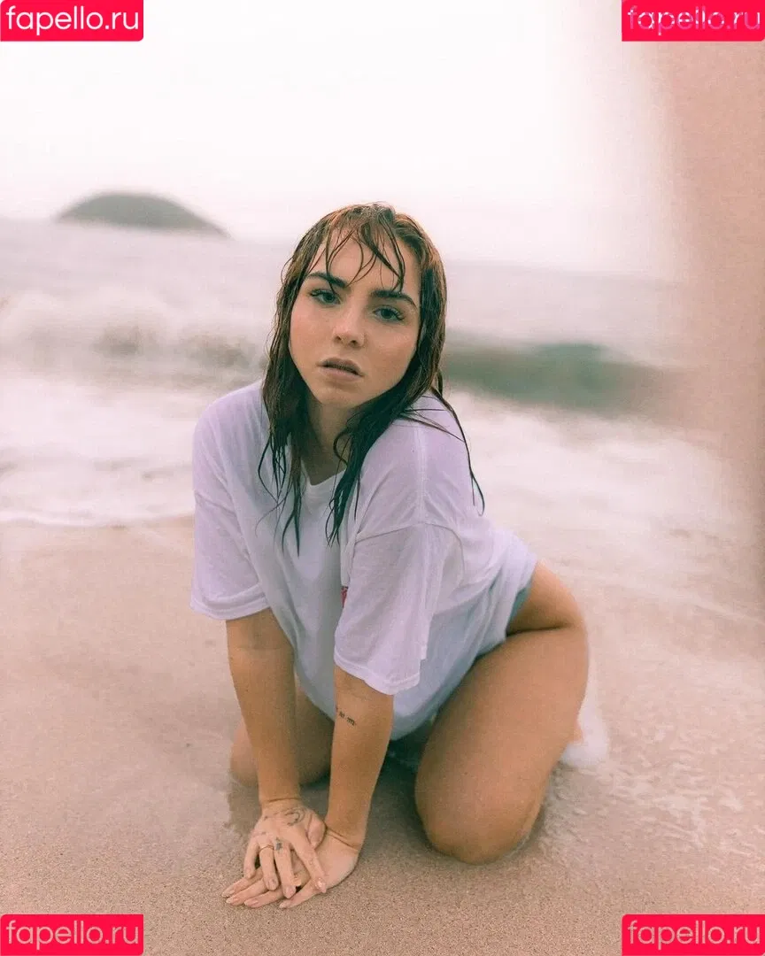 Nika Sophie Onlyfans Photo Gallery 