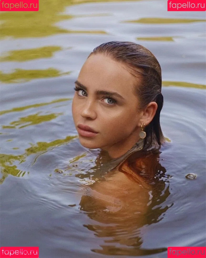 Nika Sophie Onlyfans Photo Gallery 