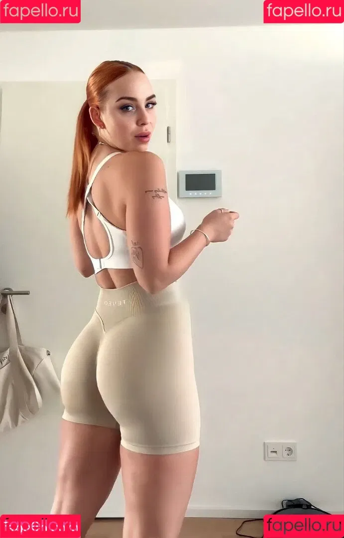 Nika Sophie Onlyfans Photo Gallery 