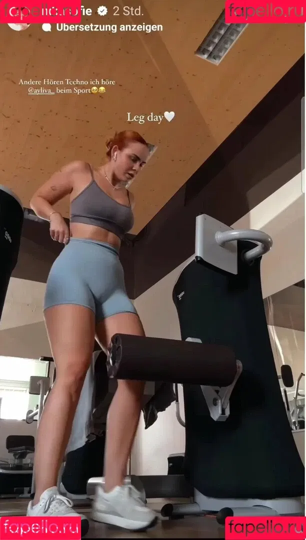 Nika Sophie Onlyfans Photo Gallery 