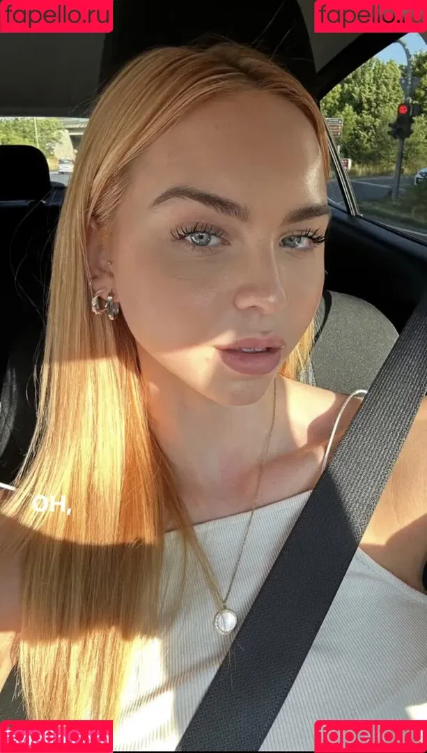 Nika Sophie Onlyfans Photo Gallery 