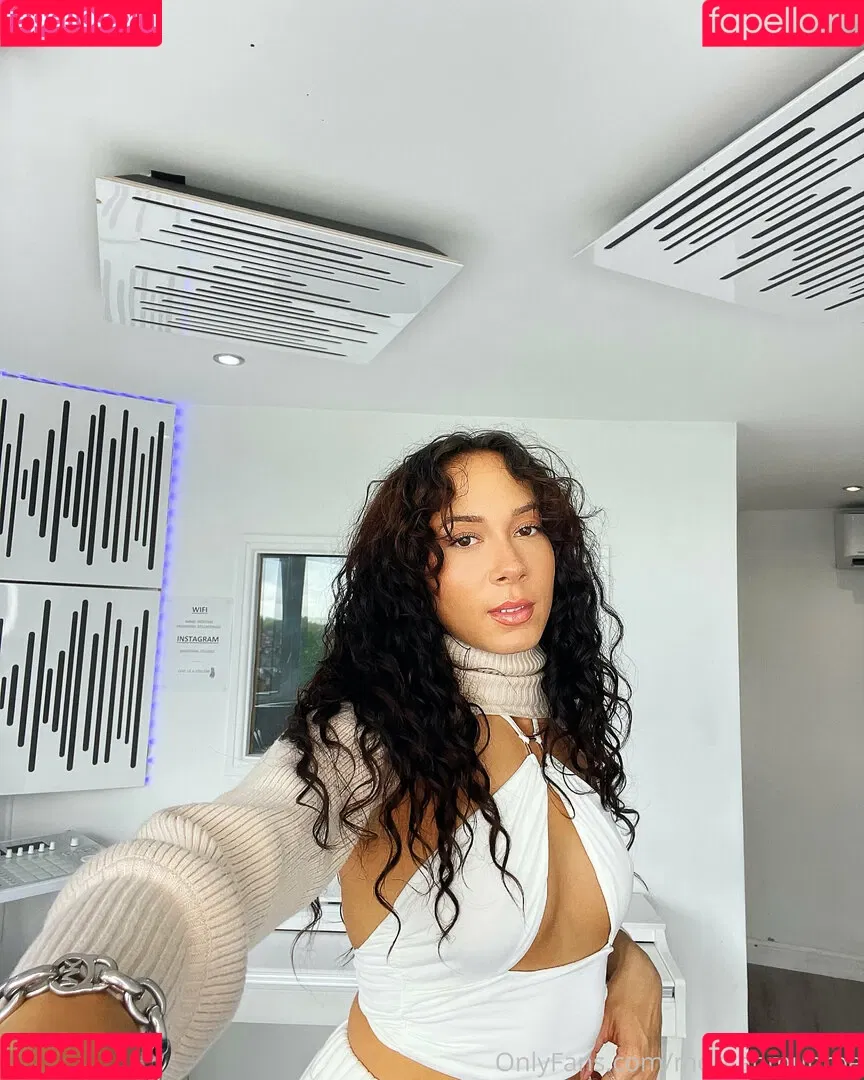 morganmunroe Onlyfans Photo Gallery 