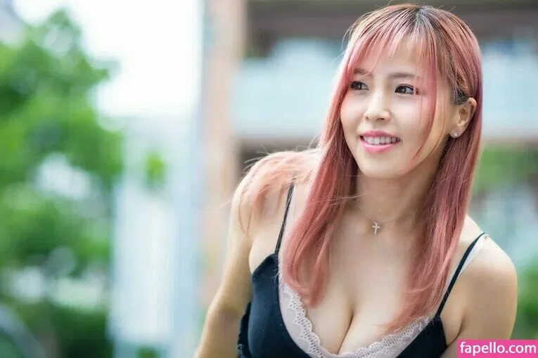 Mina Shirakawa Onlyfans Photo Gallery 