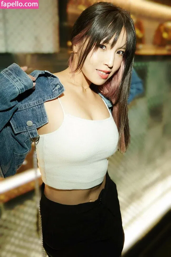 Mina Shirakawa Onlyfans Photo Gallery 