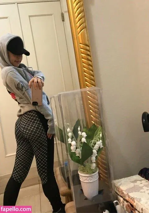 Mina Shirakawa Onlyfans Photo Gallery 