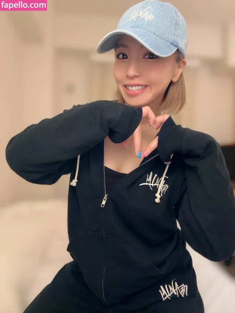 Mina Shirakawa Onlyfans Photo Gallery 