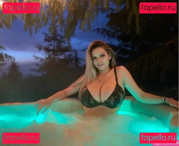 Lorean Onlyfans Photo Gallery 