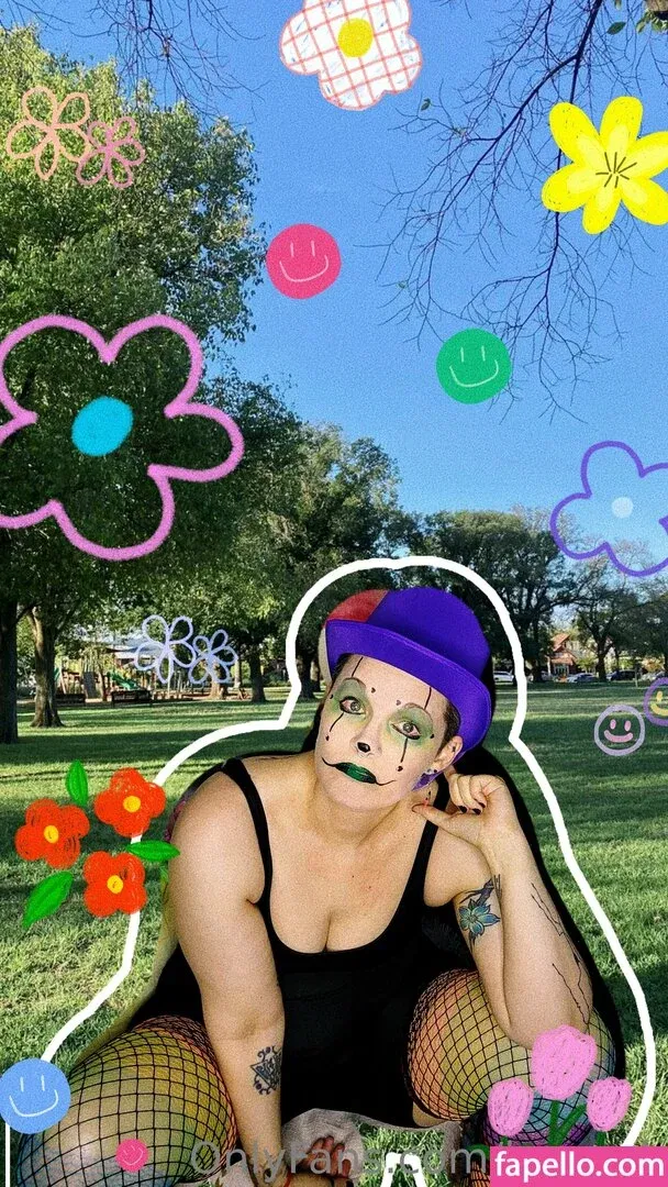 ls_peek Onlyfans Photo Gallery 