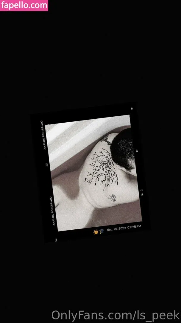 ls_peek Onlyfans Photo Gallery 