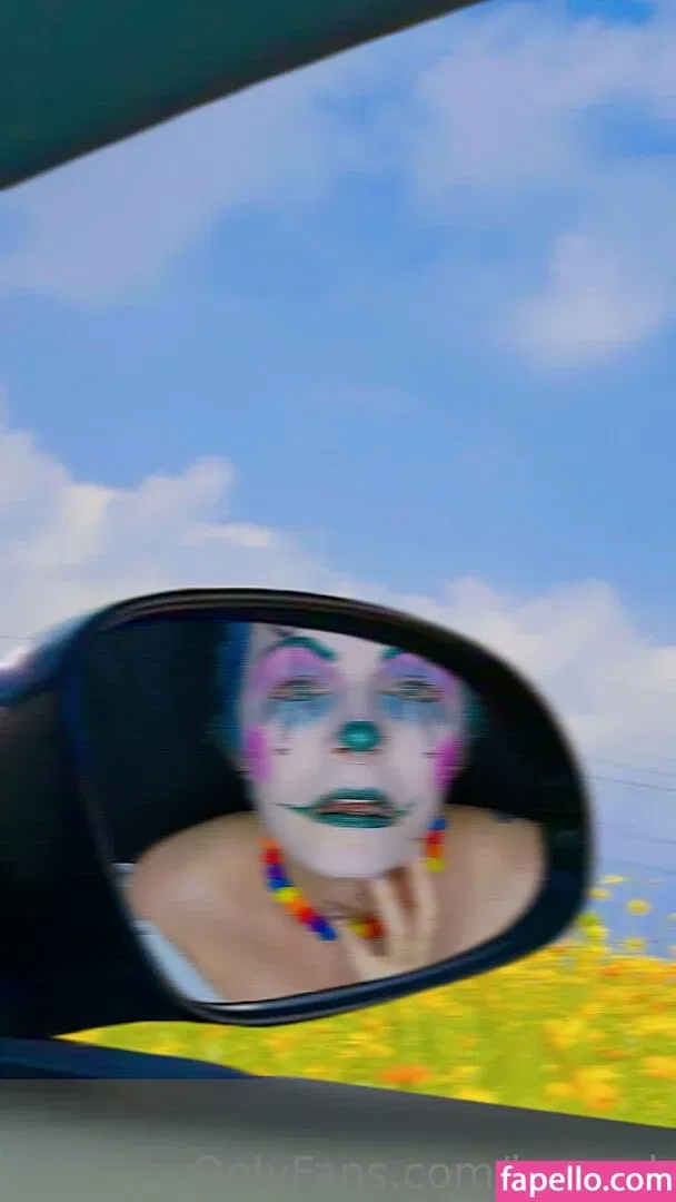 ls_peek Onlyfans Photo Gallery 