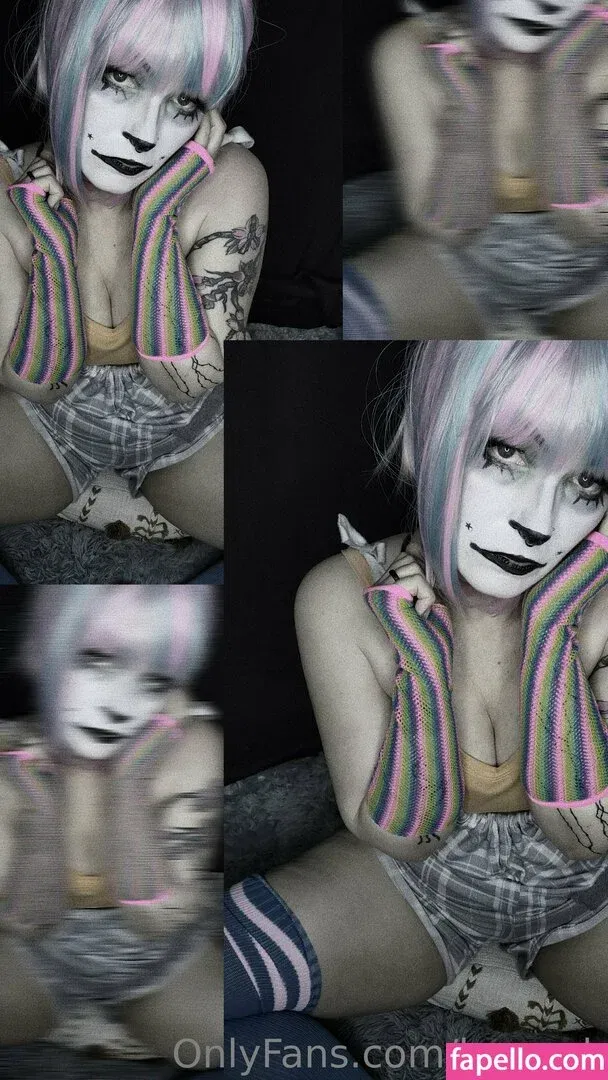 ls_peek Onlyfans Photo Gallery 