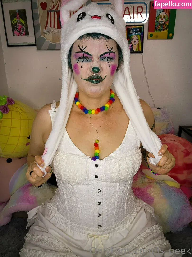 ls_peek Onlyfans Photo Gallery 