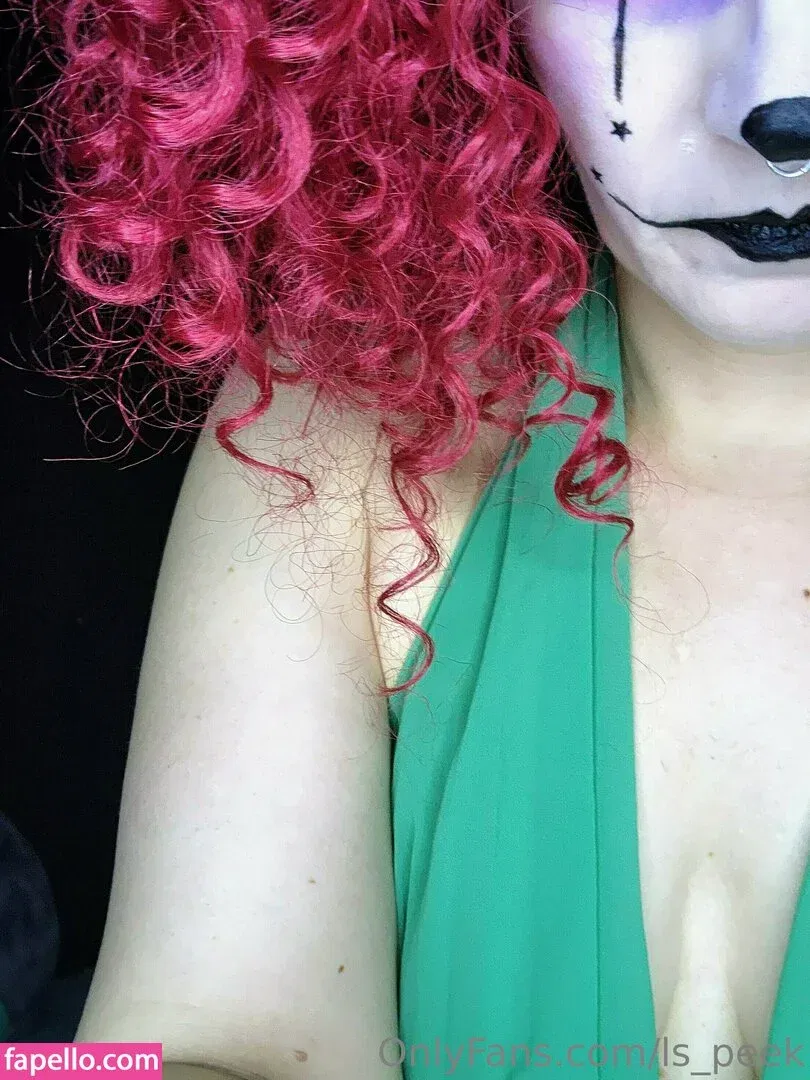 ls_peek Onlyfans Photo Gallery 