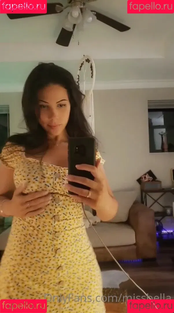 Miss Bella Brookz Onlyfans Photo Gallery 