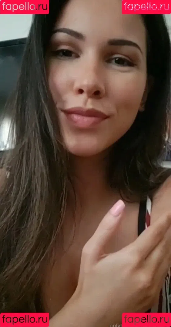 Miss Bella Brookz Onlyfans Photo Gallery 
