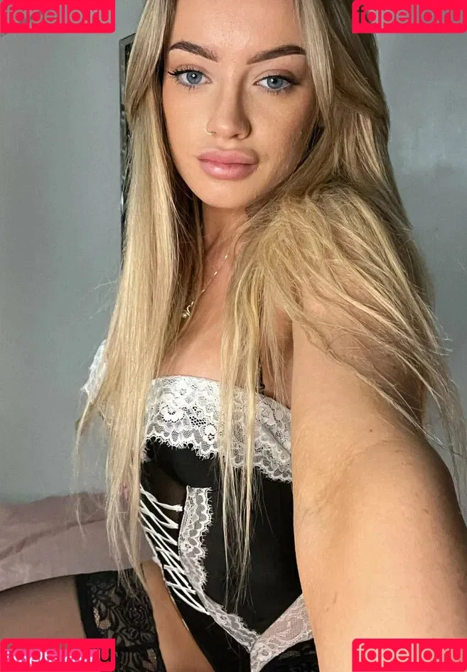 Scarlett May Ellis Onlyfans Photo Gallery 