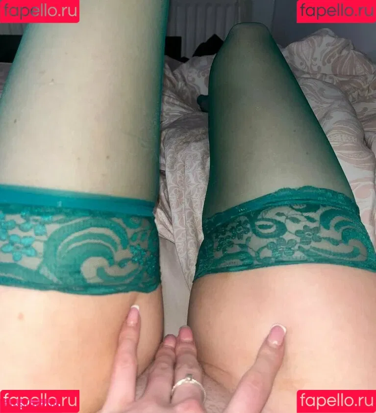 Scarlett May Ellis Onlyfans Photo Gallery 
