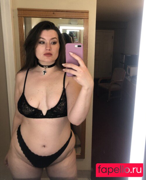 Tori Assins Nude Onlyfans Photo 13