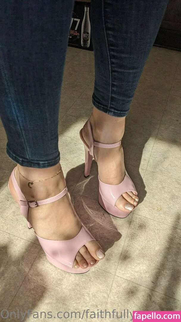 faithfullynotyours Onlyfans Photo Gallery 