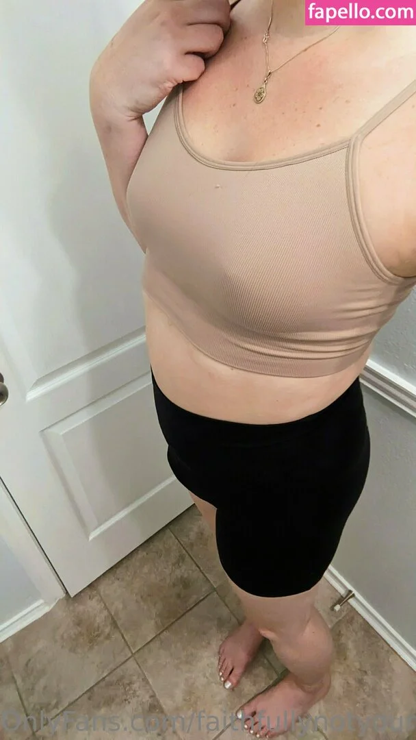 faithfullynotyours Onlyfans Photo Gallery 