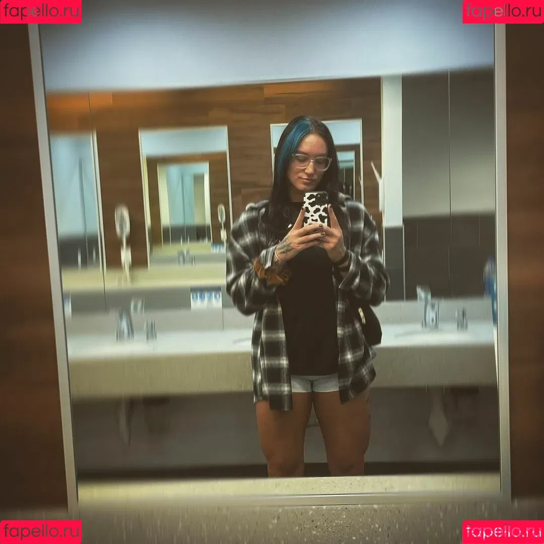 Kris Statlander Onlyfans Photo Gallery 