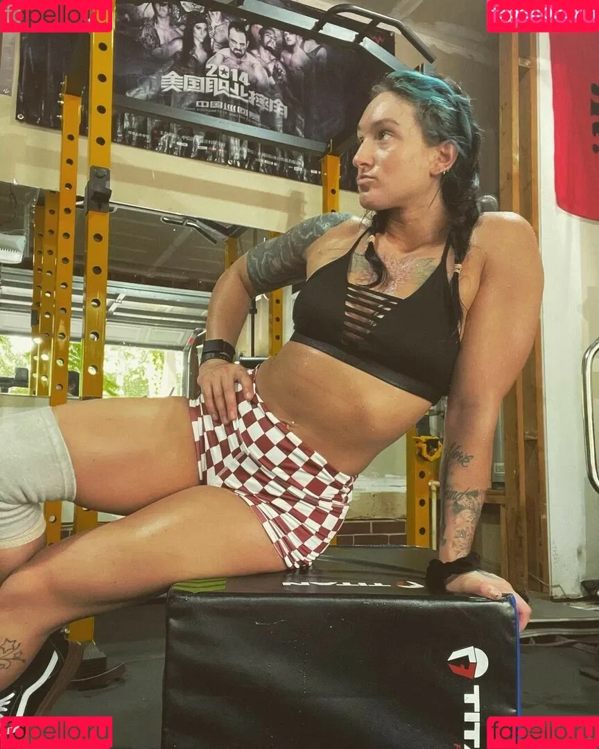 Kris Statlander Onlyfans Photo Gallery 