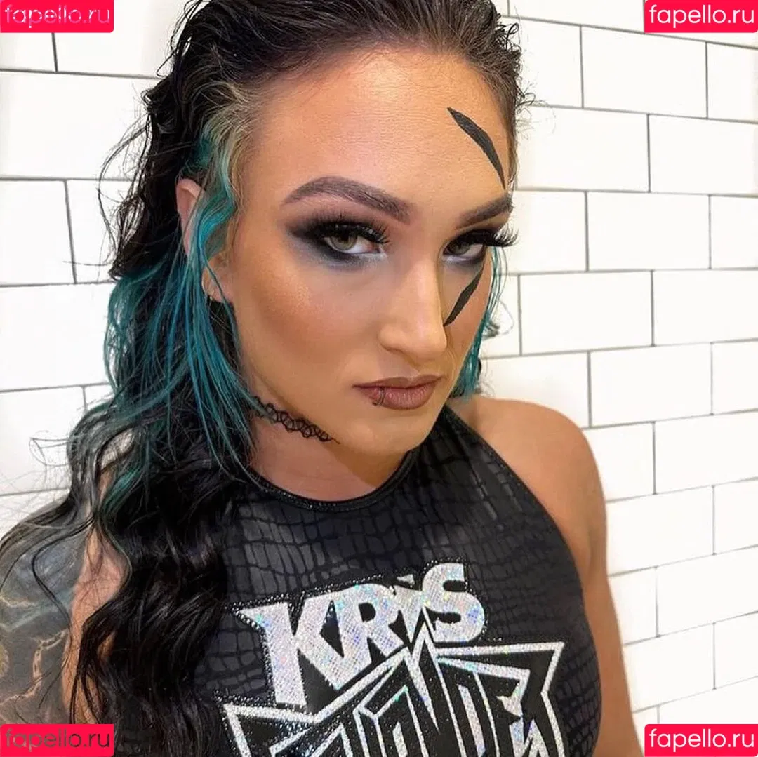 Kris Statlander Onlyfans Photo Gallery 