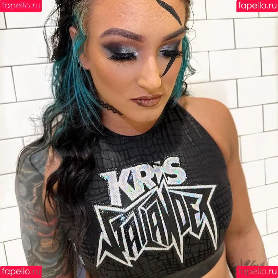 Kris Statlander Onlyfans Photo Gallery 