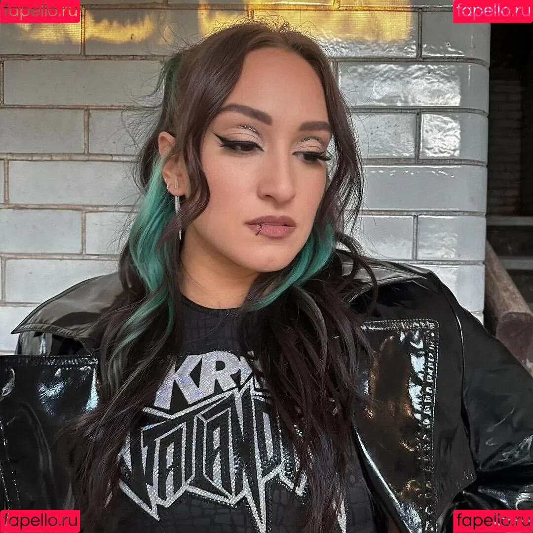 Kris Statlander Onlyfans Photo Gallery 