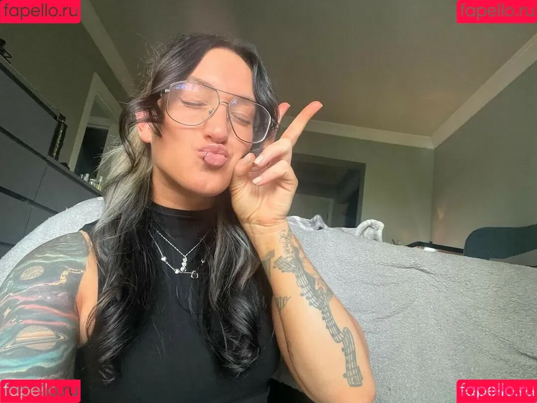 Kris Statlander Onlyfans Photo Gallery 