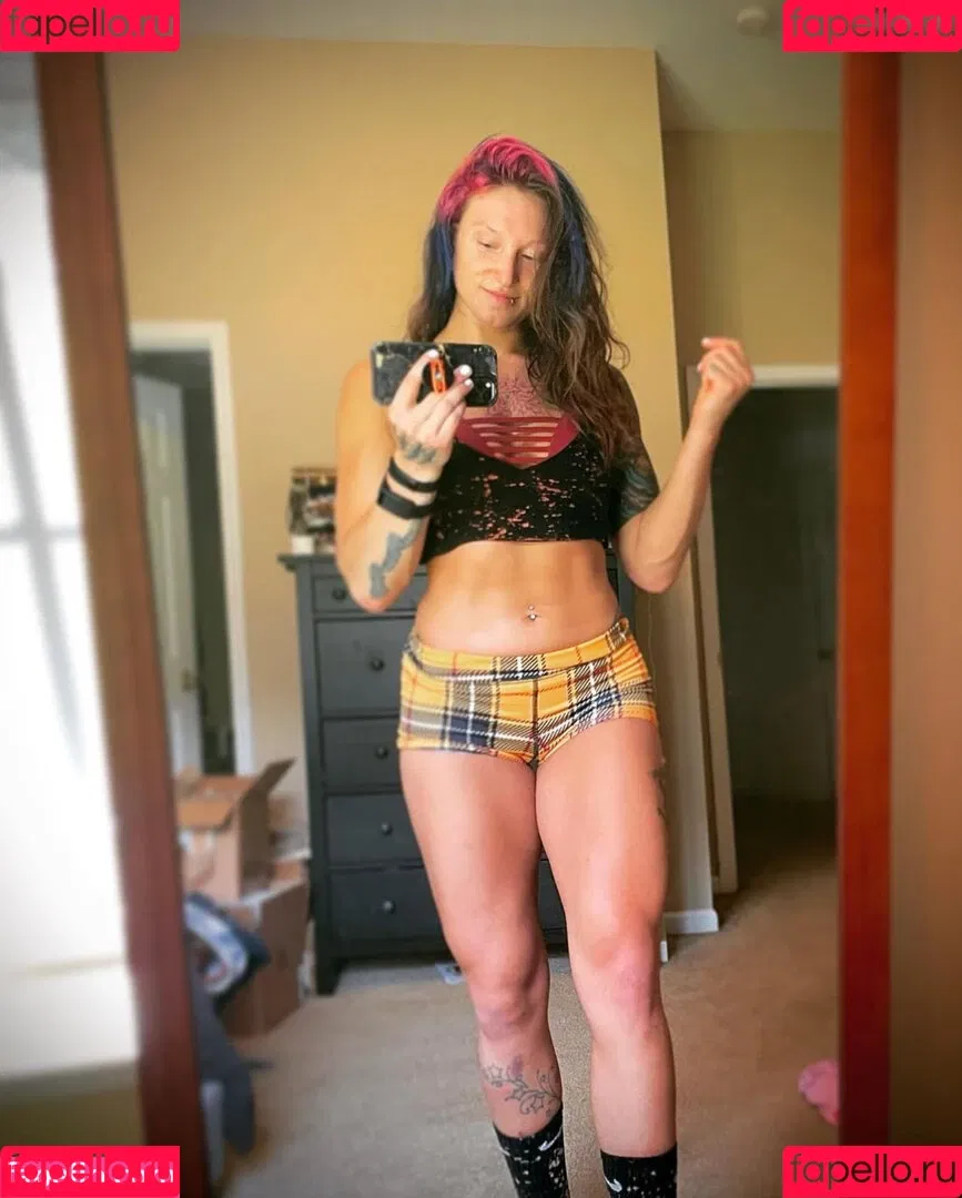 Kris Statlander Onlyfans Photo Gallery 
