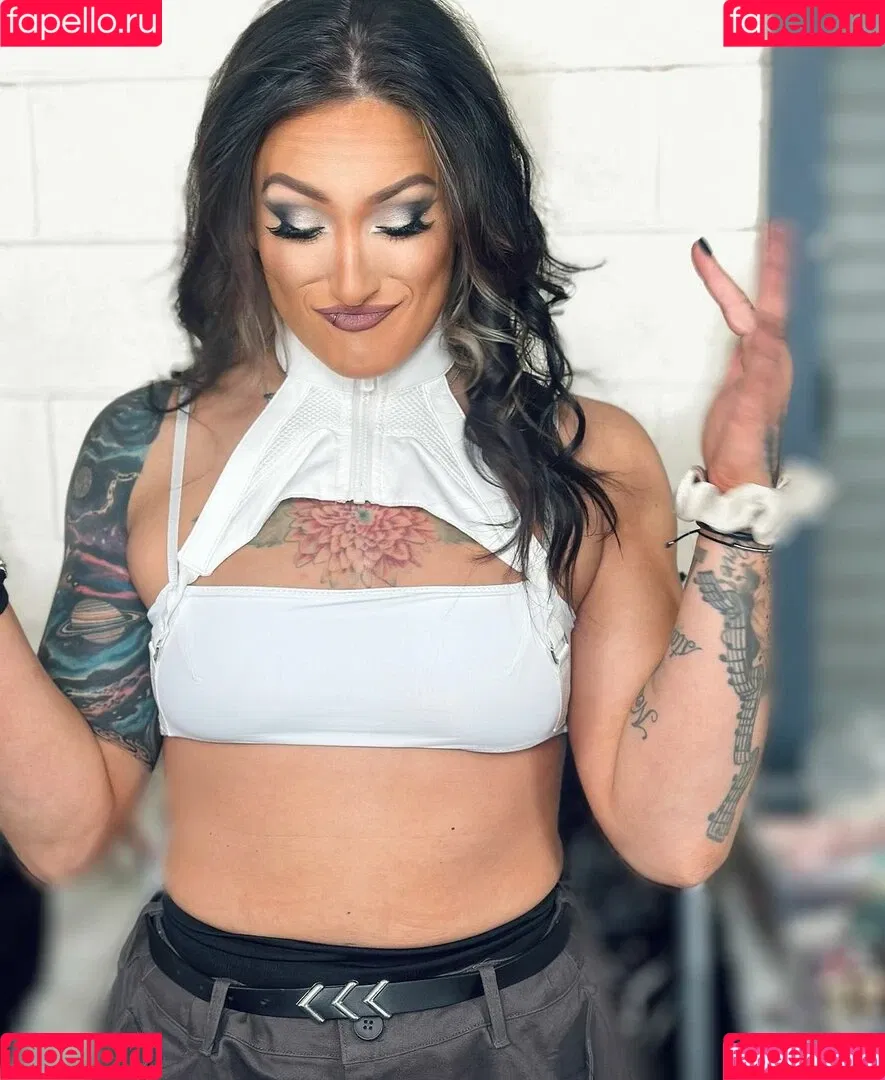 Kris Statlander Onlyfans Photo Gallery 