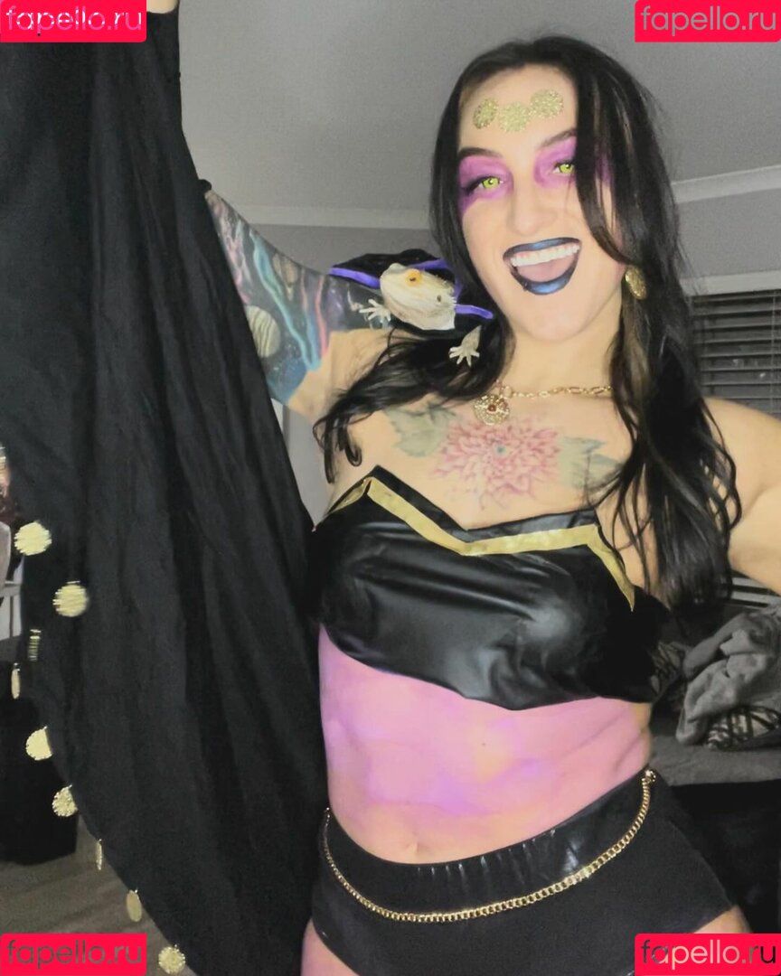 Kris Statlander Onlyfans Photo Gallery 