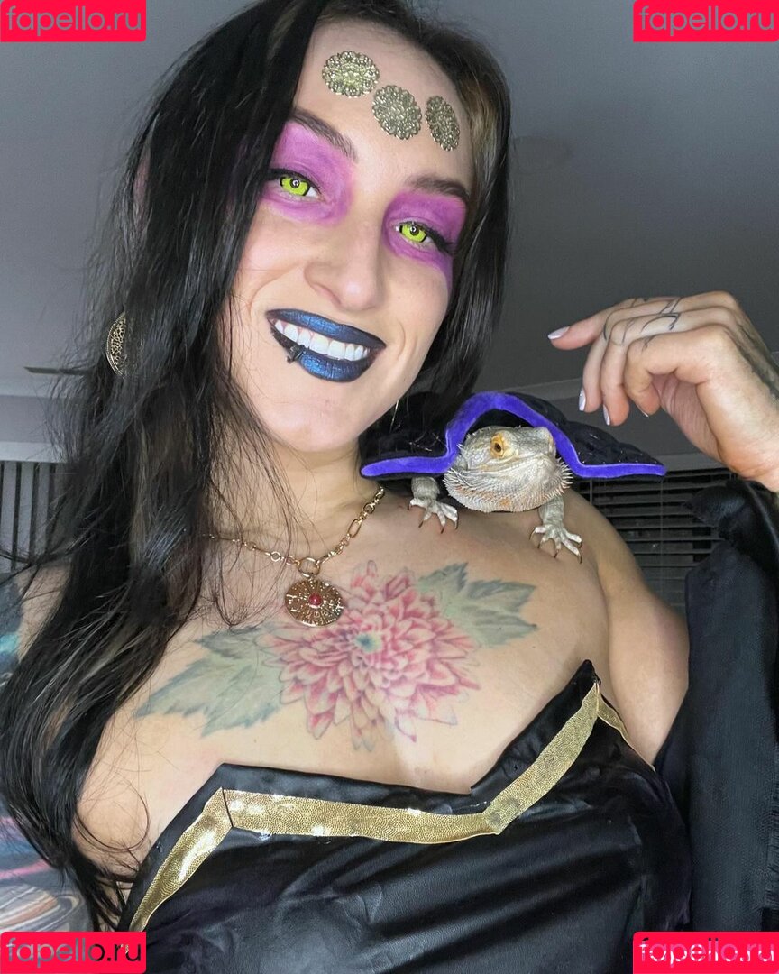 Kris Statlander Onlyfans Photo Gallery 