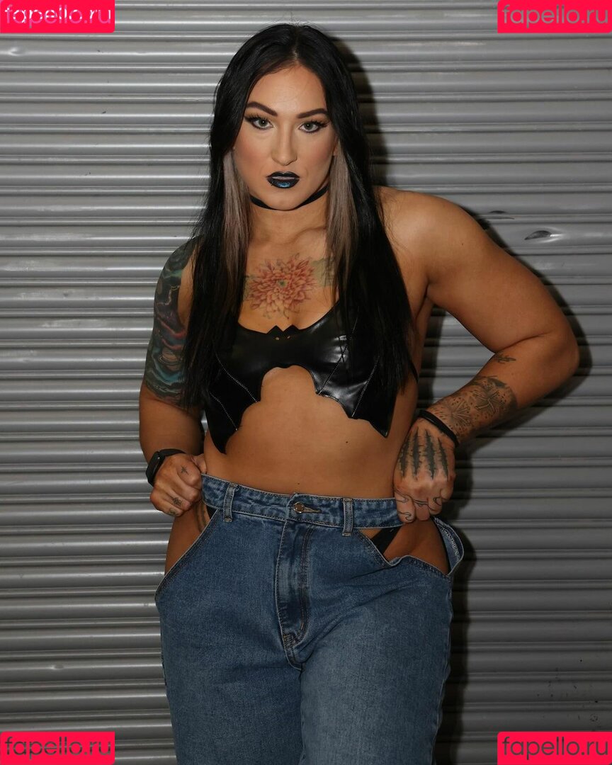 Kris Statlander Onlyfans Photo Gallery 