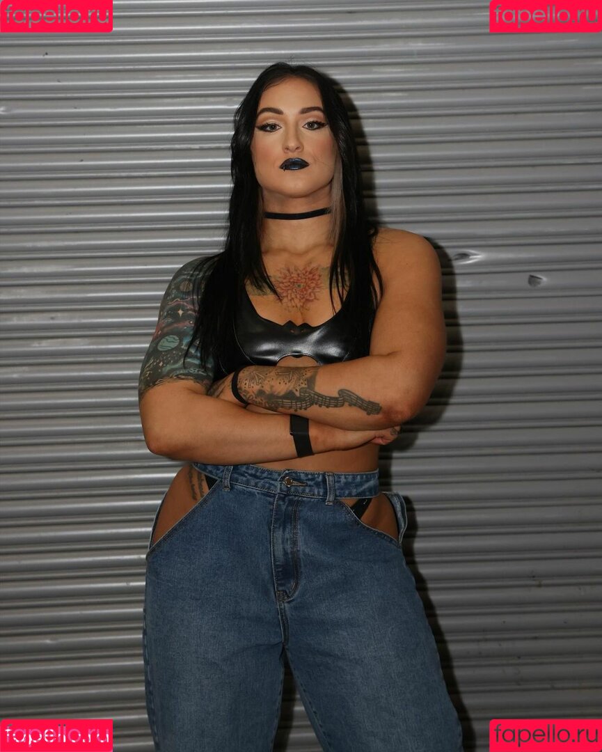 Kris Statlander Onlyfans Photo Gallery 