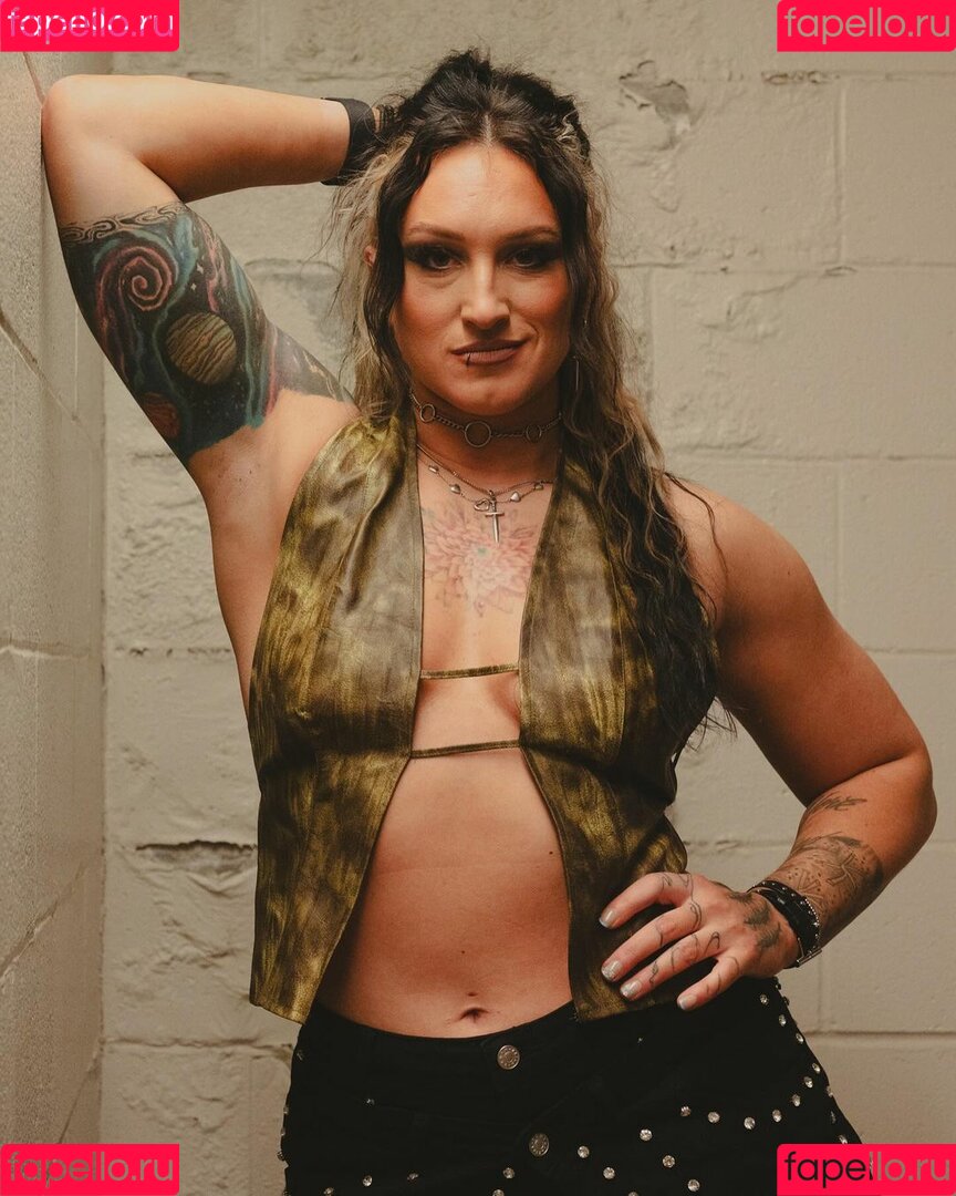 Kris Statlander Onlyfans Photo Gallery 