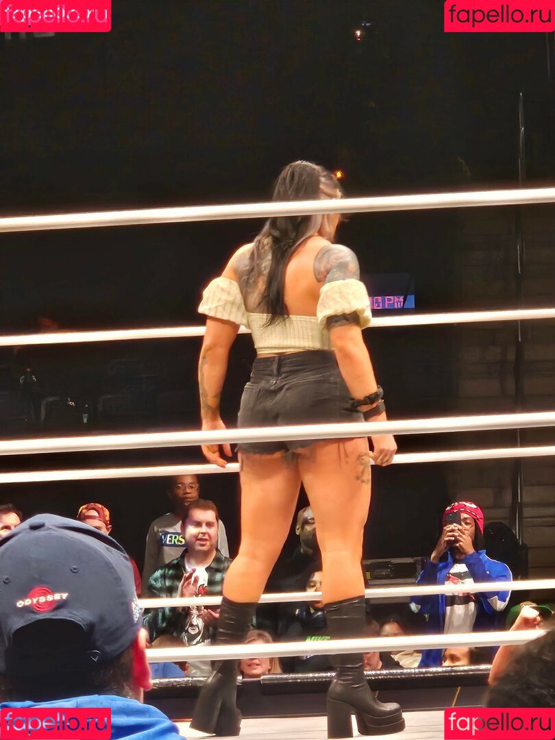 Kris Statlander Onlyfans Photo Gallery 